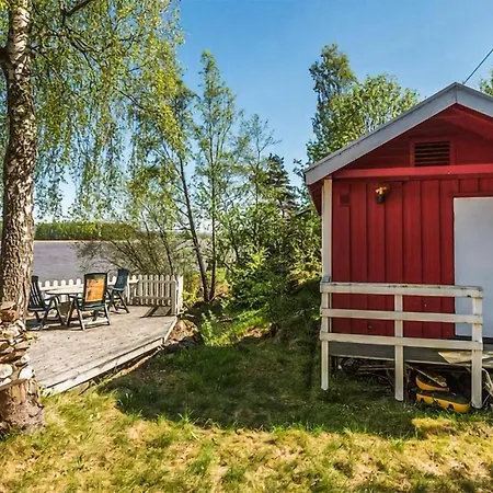 4 Bedroom Cozy In Fjerdingby Holiday home *